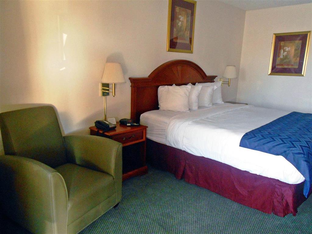 Motel 6 Вейкросс Номер фото