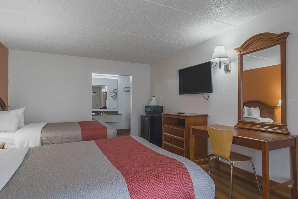 Motel 6 Вейкросс Екстер'єр фото